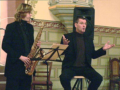 Barbara Amann am Saxofon und Norman Gribben
