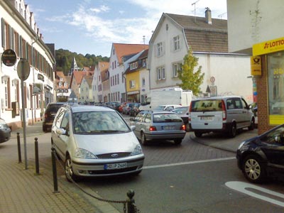Verkehrschaos in der Rathaustraße